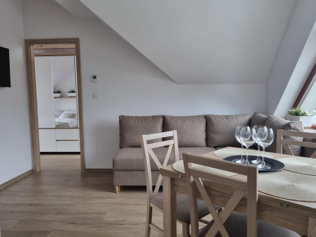 Near The Airport- Apartments Cracovia Esterno foto