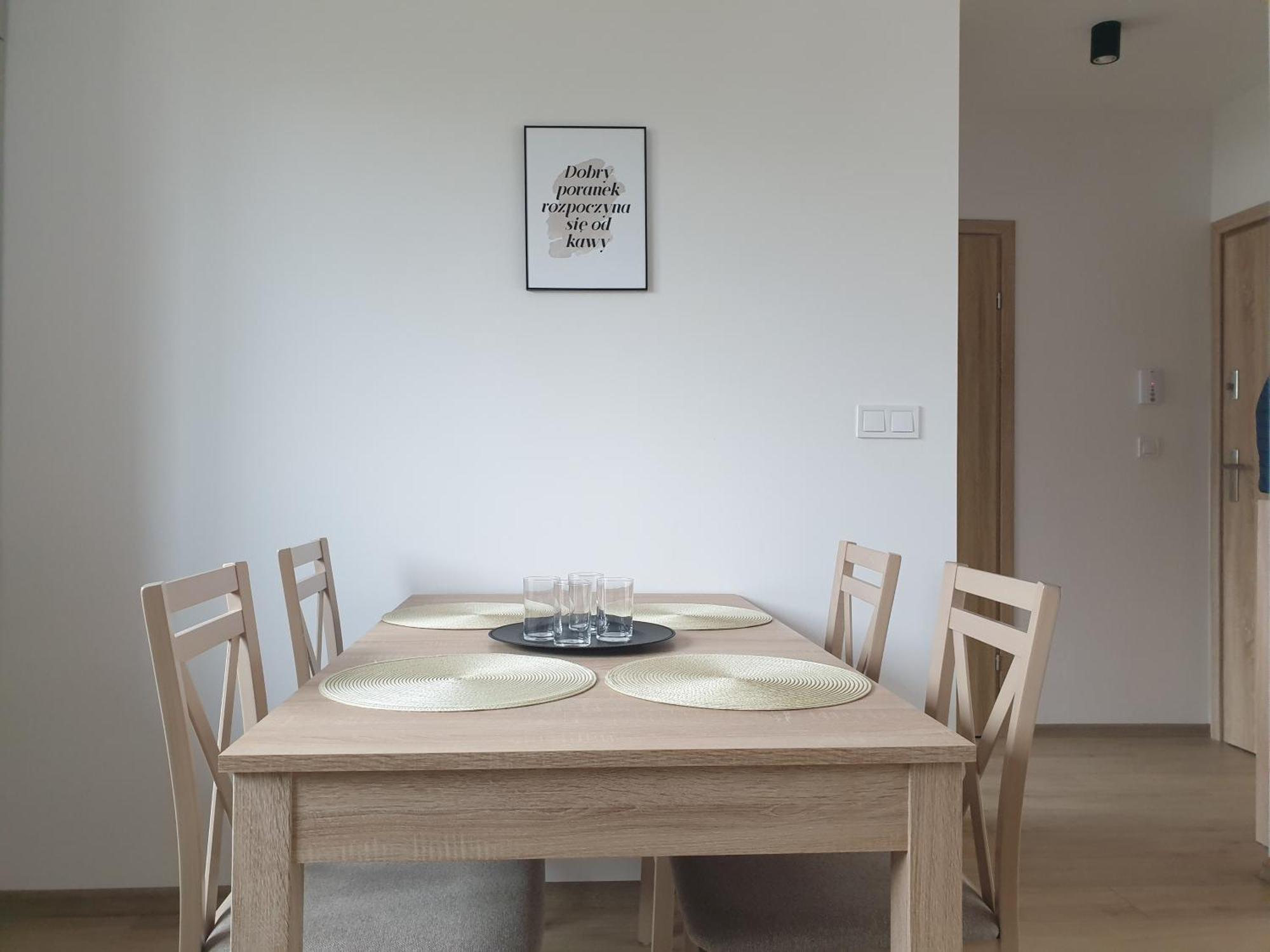 Near The Airport- Apartments Cracovia Esterno foto