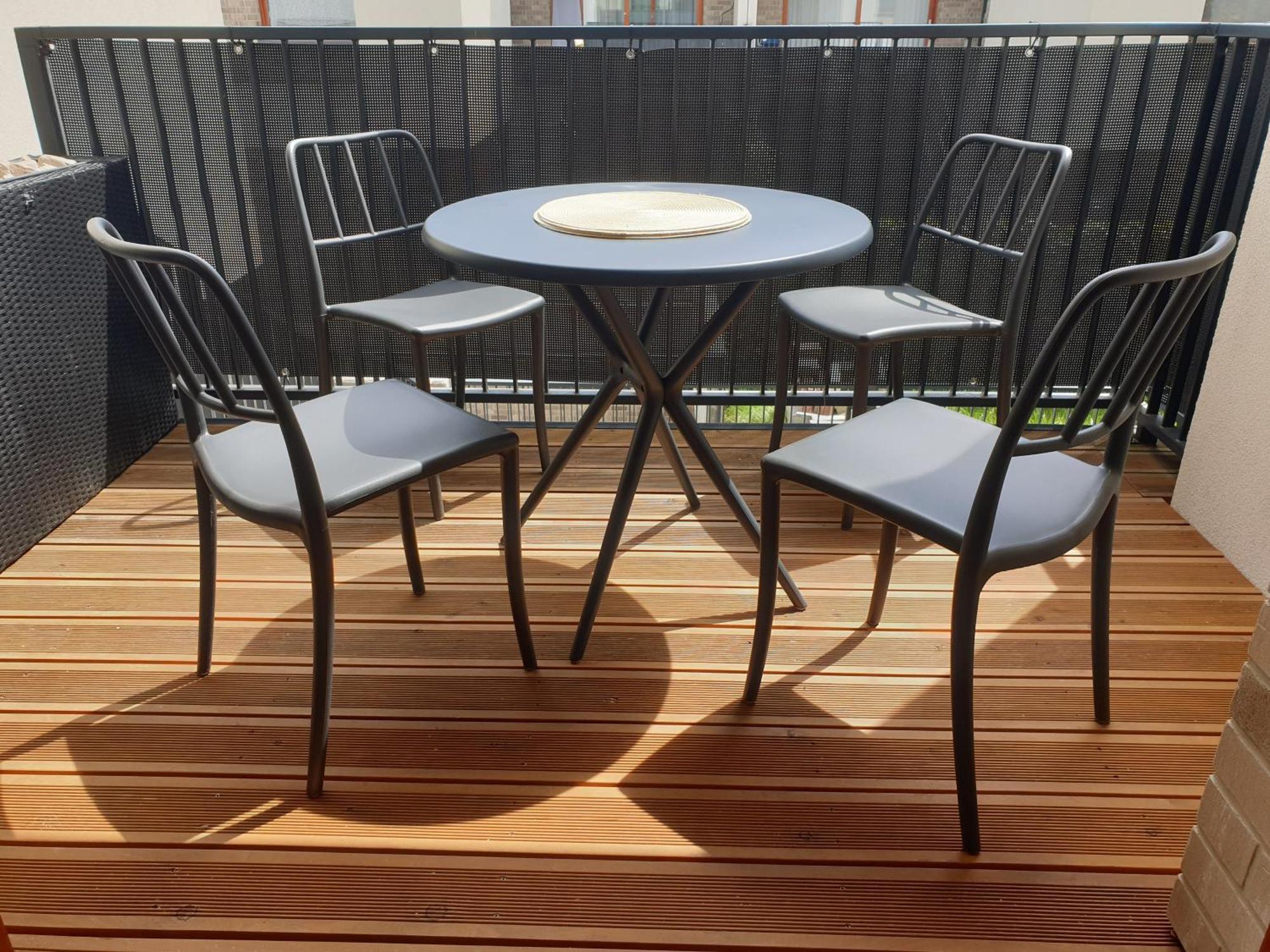 Near The Airport- Apartments Cracovia Esterno foto